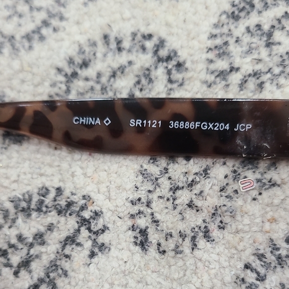 Tortoise Shell Square Sunglasses - Picture 2 of 5